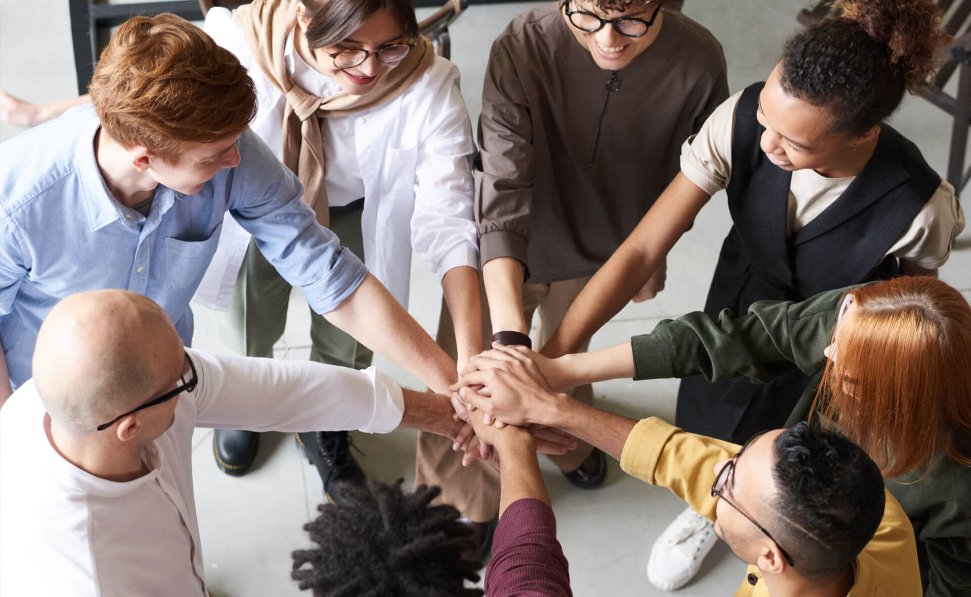 Support team working together around shared goals